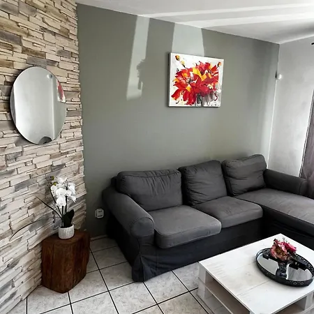 Quiet House 度假居 Bouchain